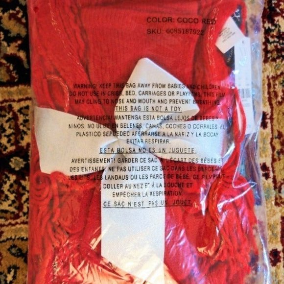 NEW 2-piece set Bundle Metallic Thread lurex Scarf and Gloves RED Soft Holidays - Picture 4 of 7